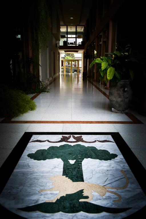 Argenta Apart Hotel เตรเลว ภายนอก รูปภาพ